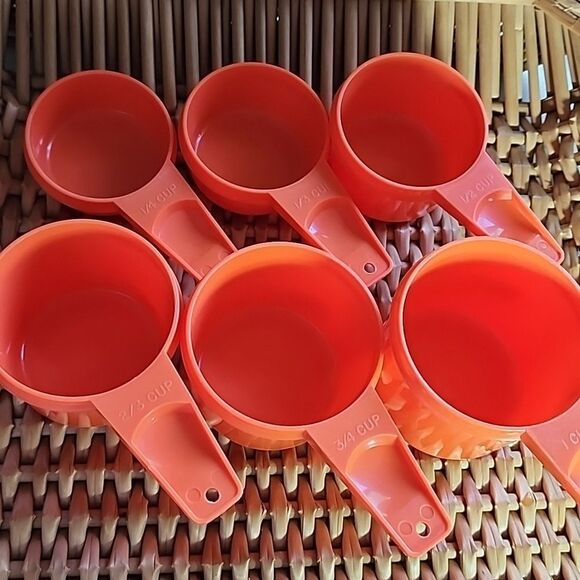 Vintage Orange Tupperware Nesting Measuring Cups - Picture 5 of 5